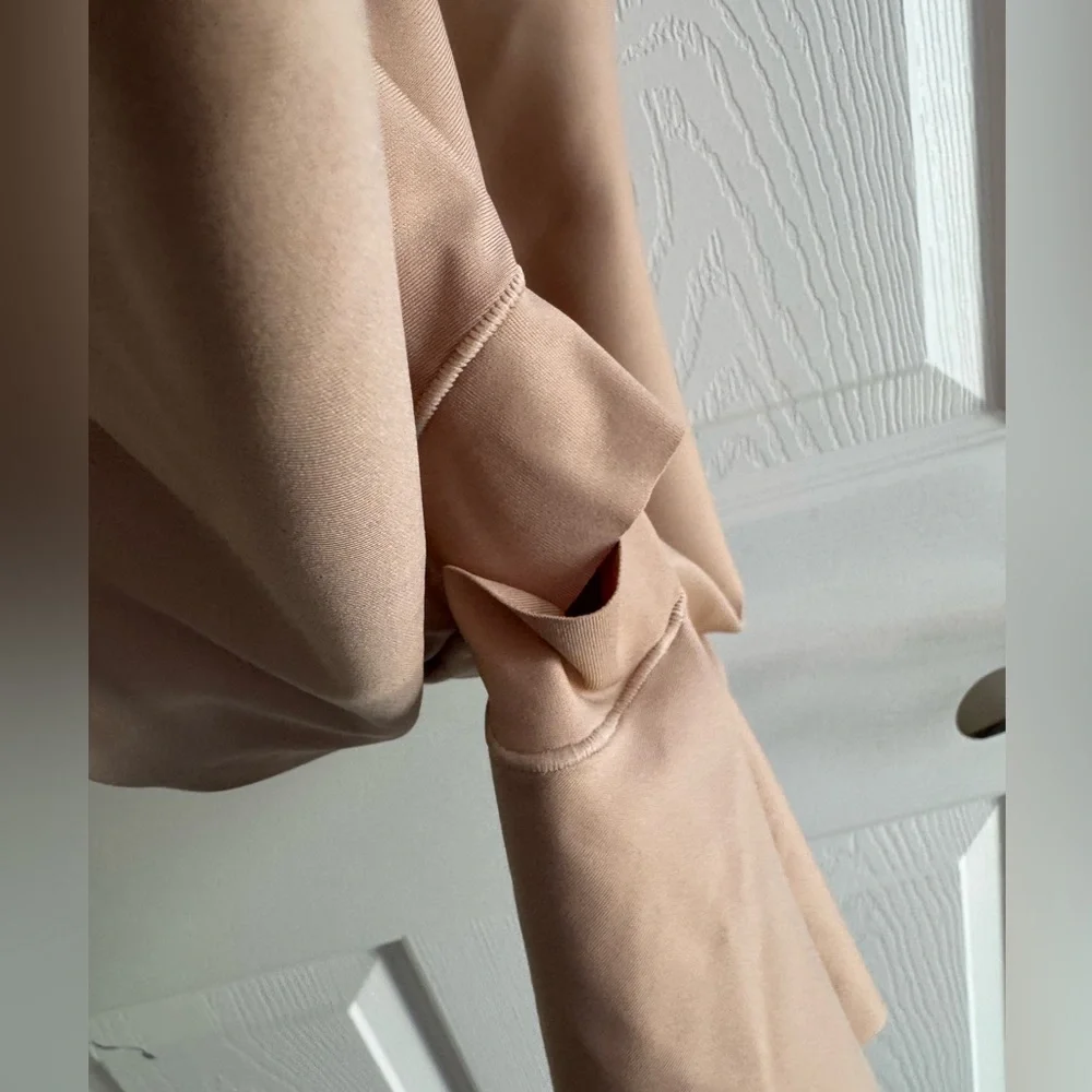 SKIMS BODY CORE SCULPT UNDERWIRE MID THIGH BODYSUIT S - Picture 7 of 11